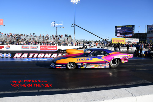 Ken Mostowich (near lane) vs 
Gabriel Torres (far lane)